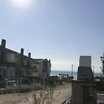 Апартаменты Dave Nikiti, Seaview Terrace, Near Harbor Никити